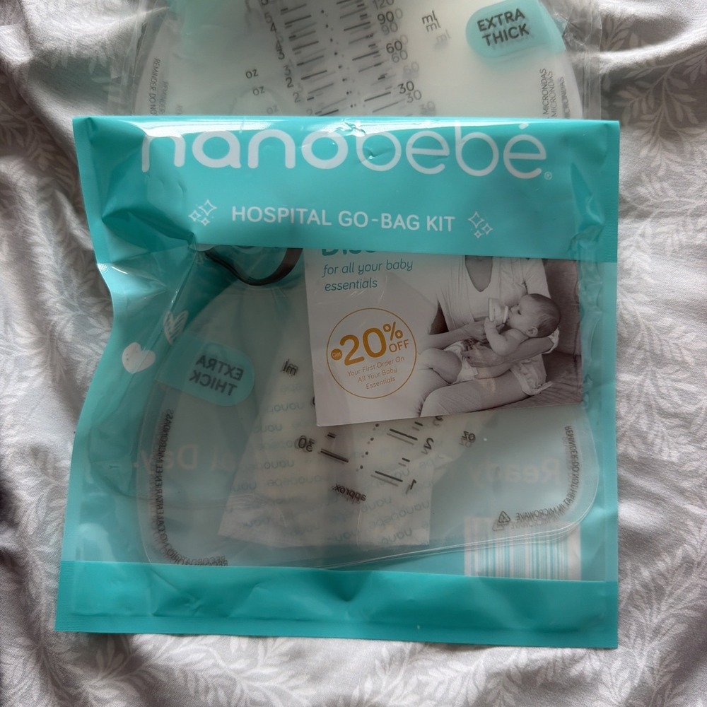 Nanobebe Hospital Go Bag Kit And Extra Thick Nanobebe Milk Storage Bags